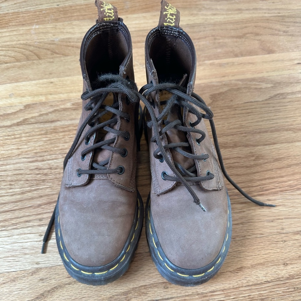 Vintage 90s y2k brown Dr martens boots made in England size 6